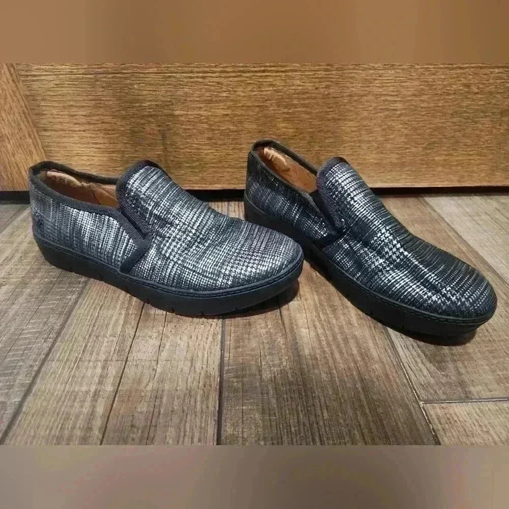 Nurse Mates Meredith Black Silver Leather Slip On Casual Shoes Women's Size 8 W
